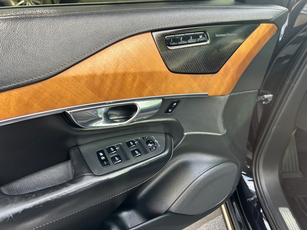 2020 Volvo XC90 Image 19
