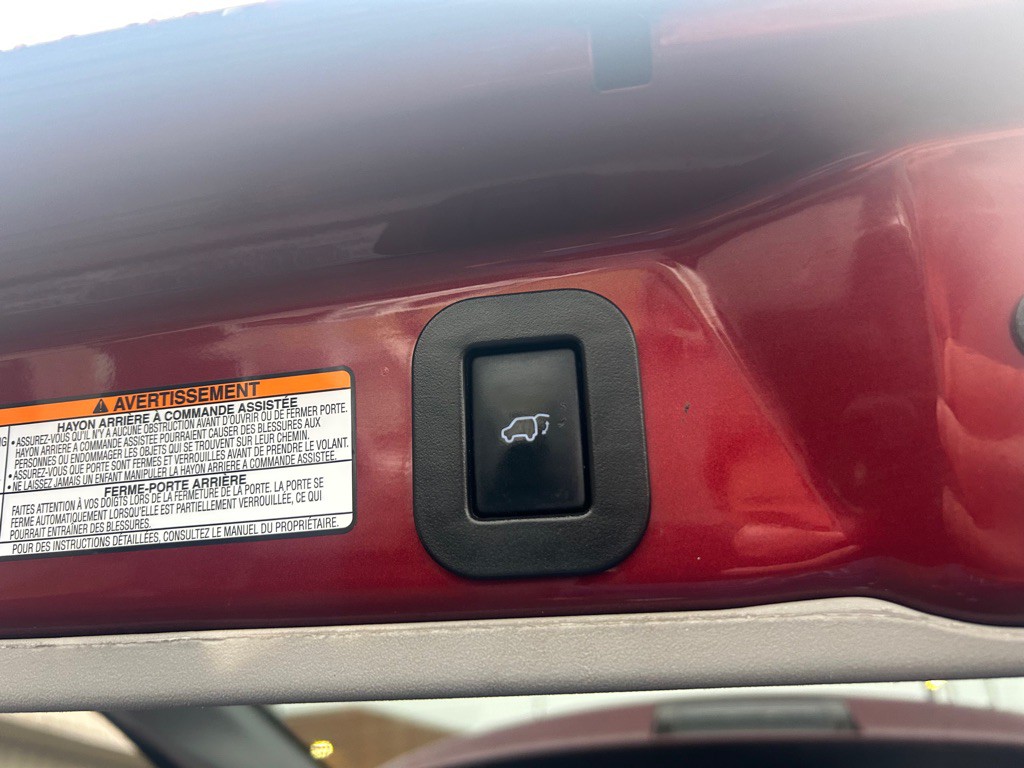 2017 Toyota Sienna Image 13