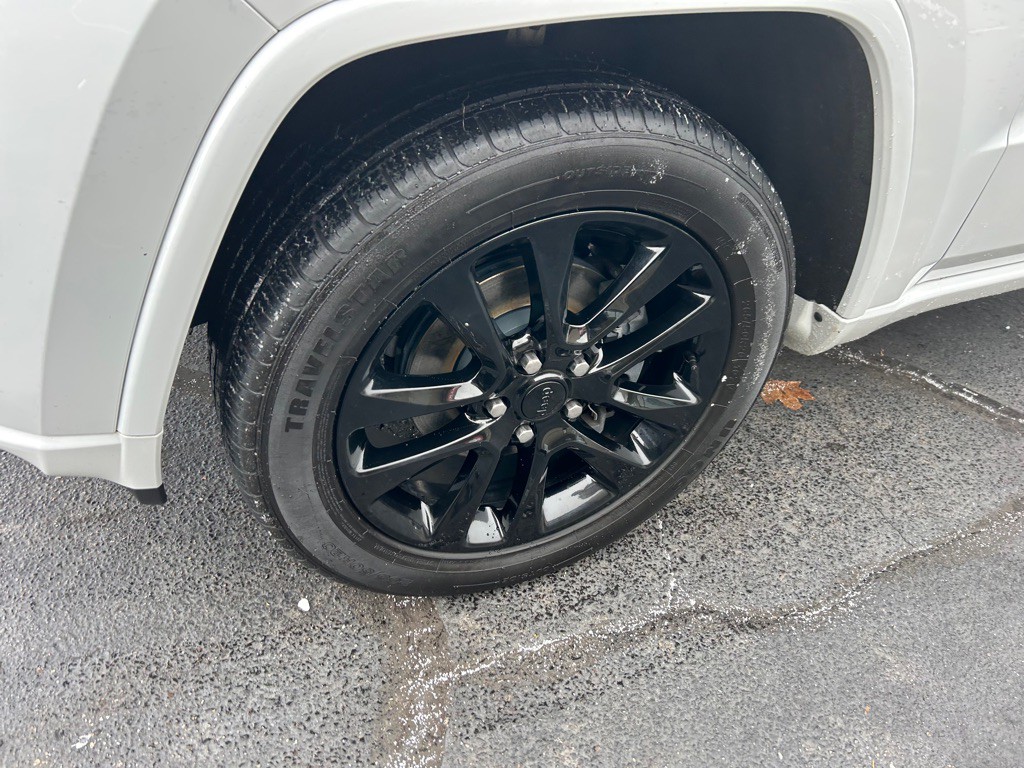 2019 Jeep Grand Cherokee Image 4