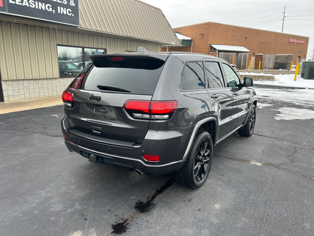 2017 Jeep Grand Cherokee Image 6