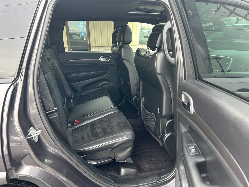 2017 Jeep Grand Cherokee Image 8