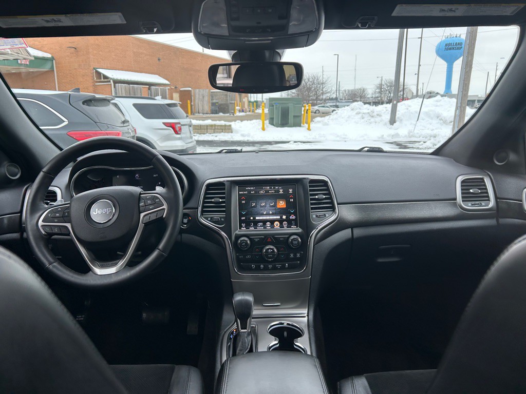 2017 Jeep Grand Cherokee Image 13