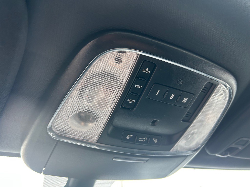 2017 Jeep Grand Cherokee Image 27