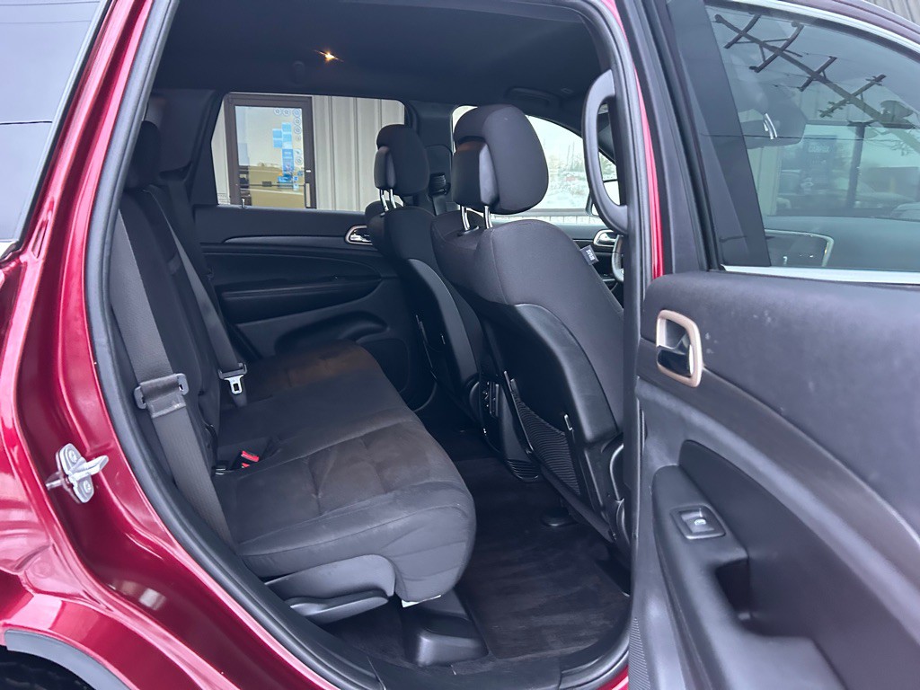 2017 Jeep Grand Cherokee Image 8