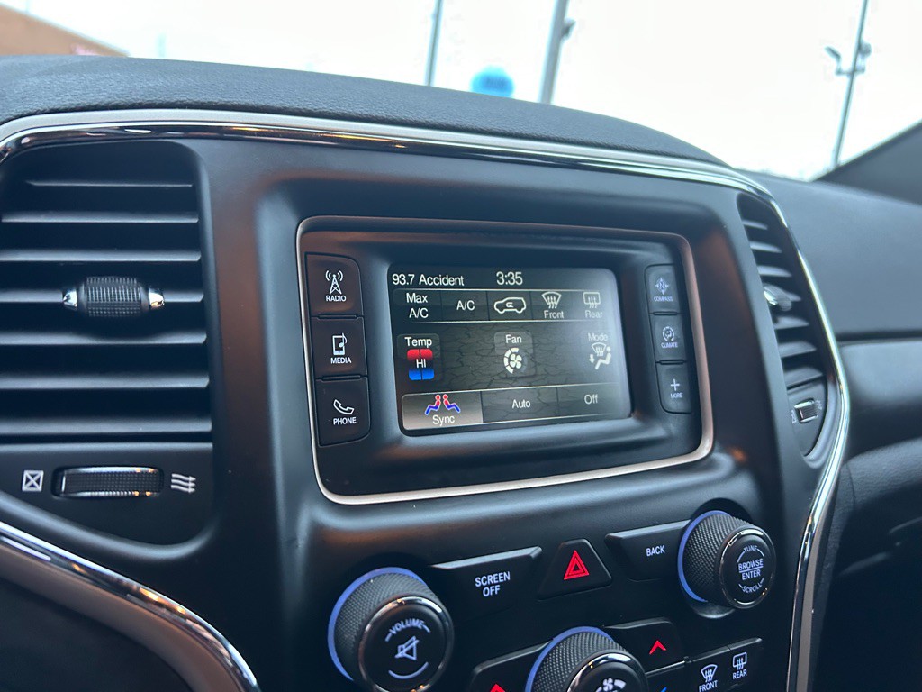 2017 Jeep Grand Cherokee Image 21