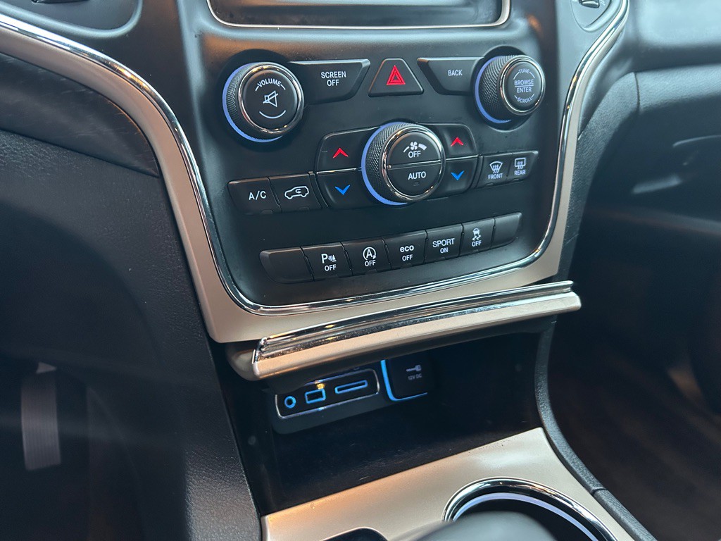 2017 Jeep Grand Cherokee Image 23