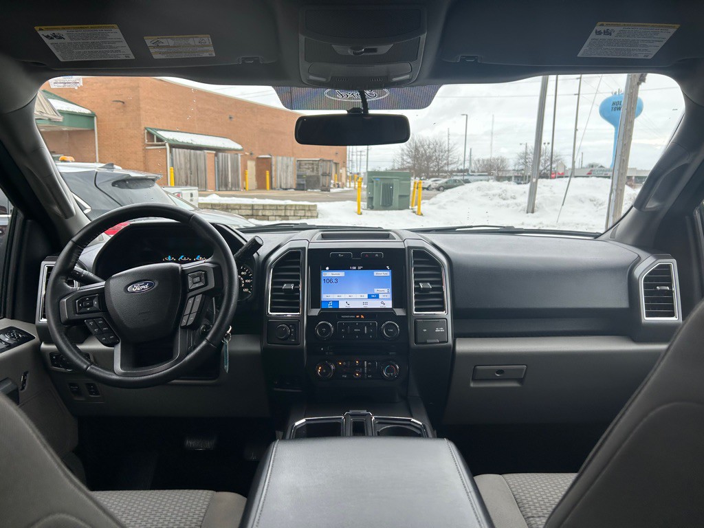 2017 Ford F-150 Image 12