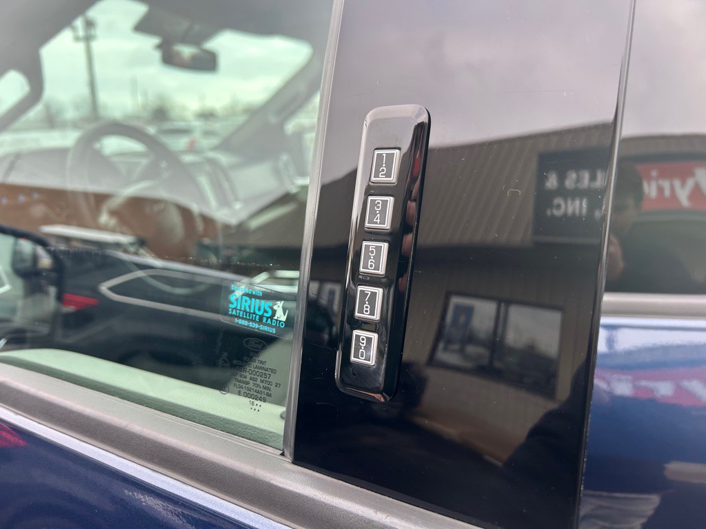 2017 Ford F-150 Image 13