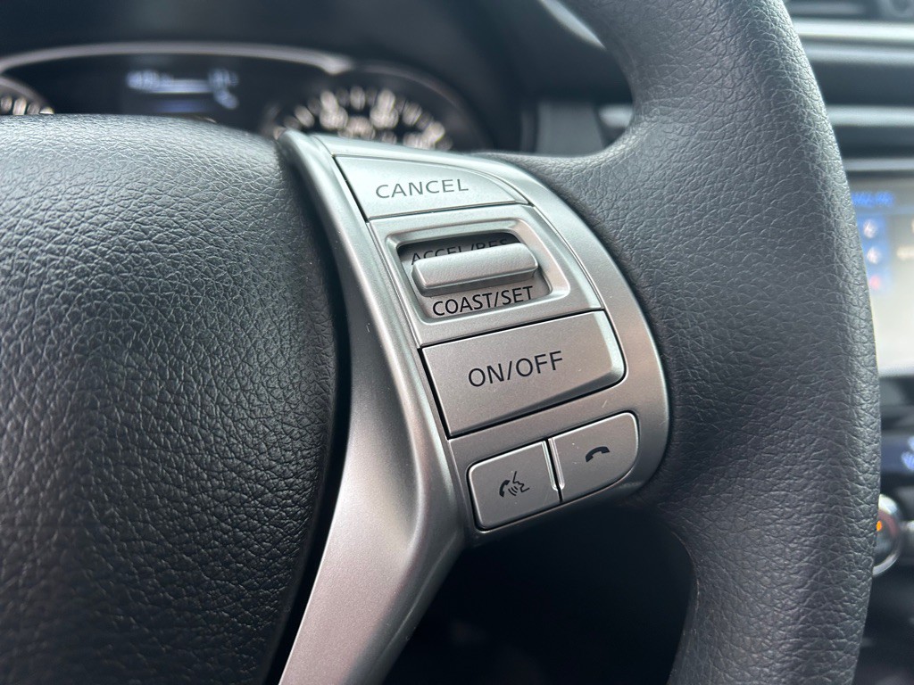 2015 Nissan Rogue Image 20