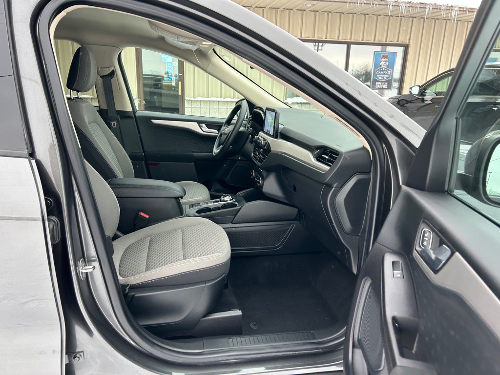 2020 Ford Escape Image 8