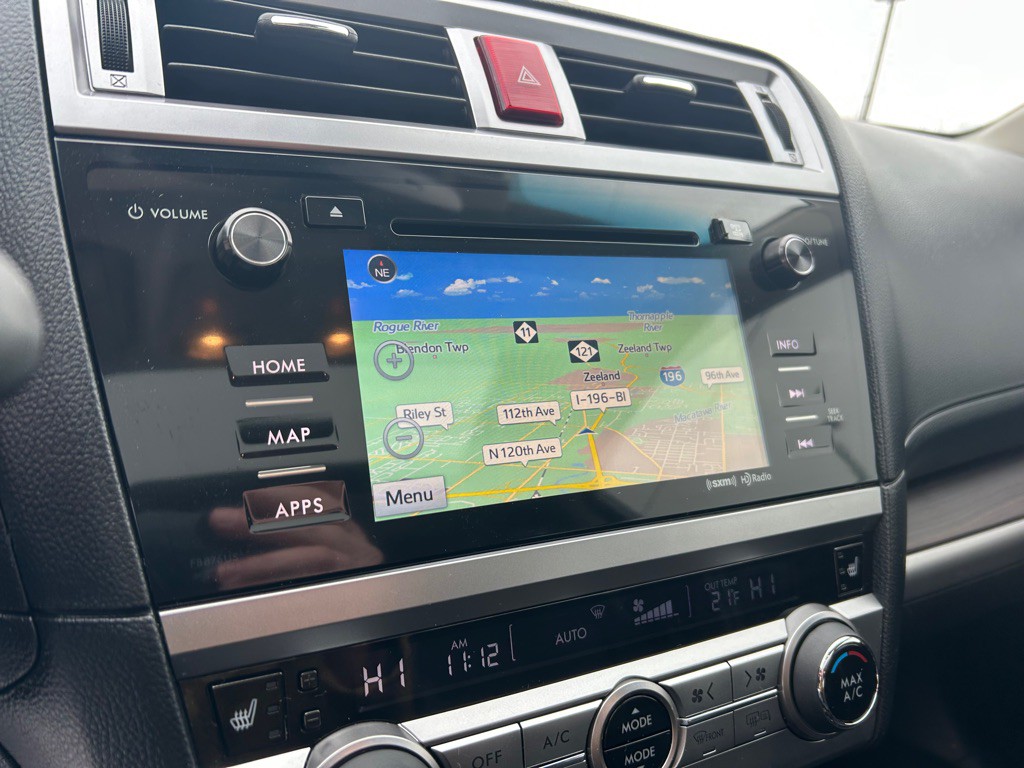 2017 Subaru Legacy Image 22