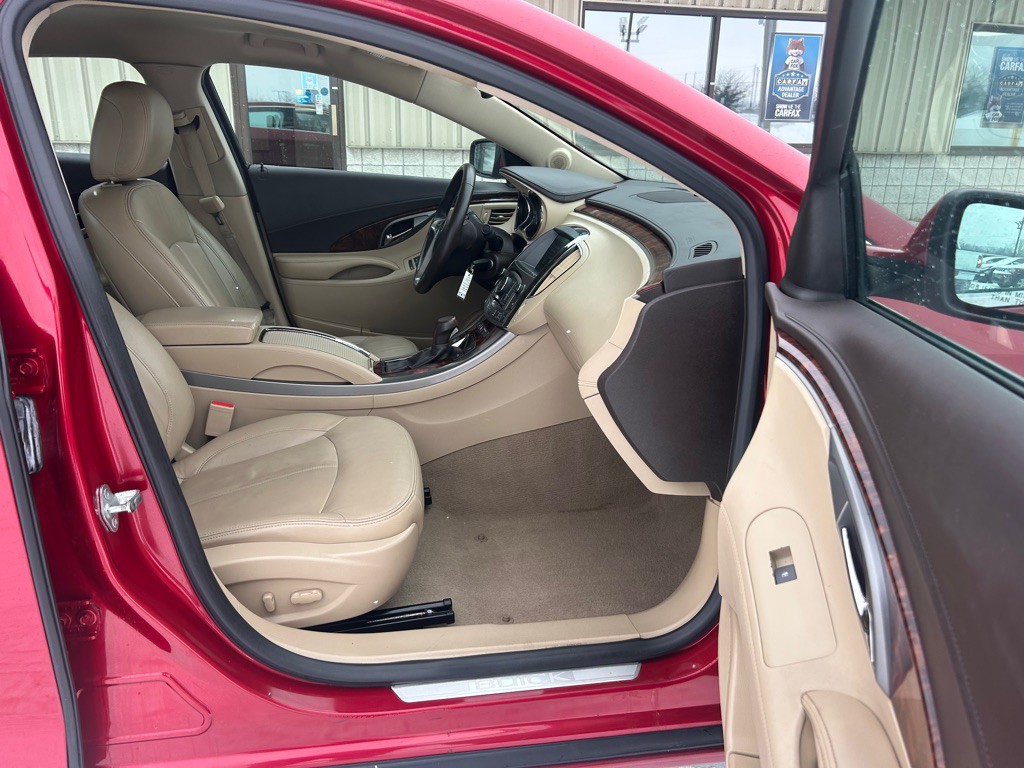 2013 Buick Lacrosse Image 7