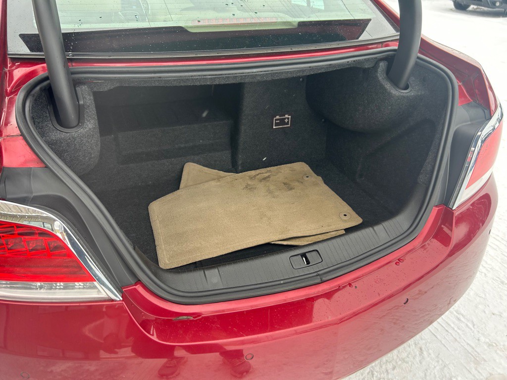 2013 Buick Lacrosse Image 9