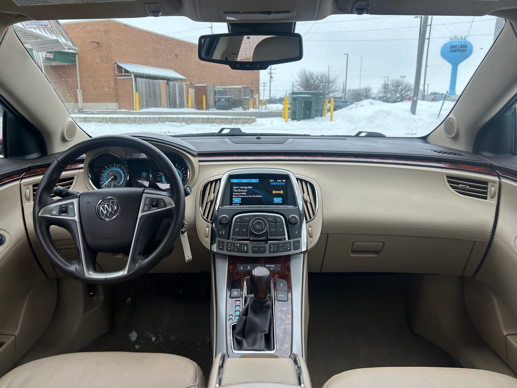 2013 Buick Lacrosse Image 11