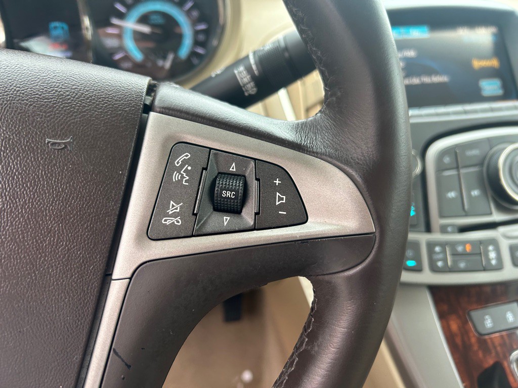 2013 Buick Lacrosse Image 18