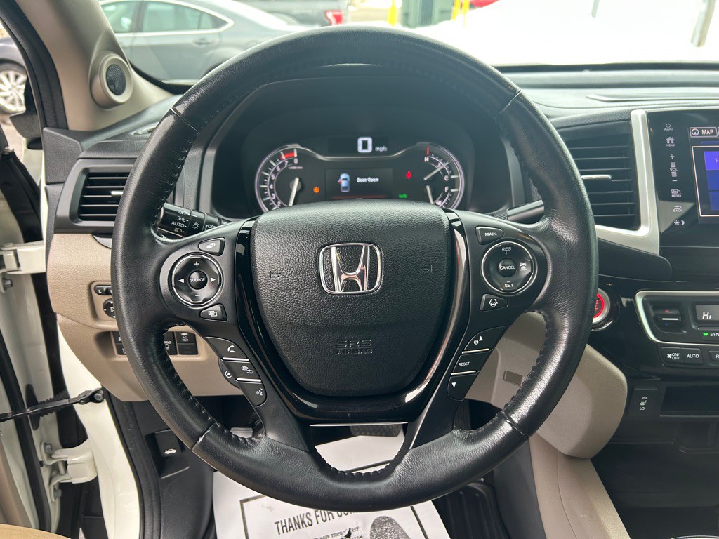 2019 Honda Ridgeline Image 17