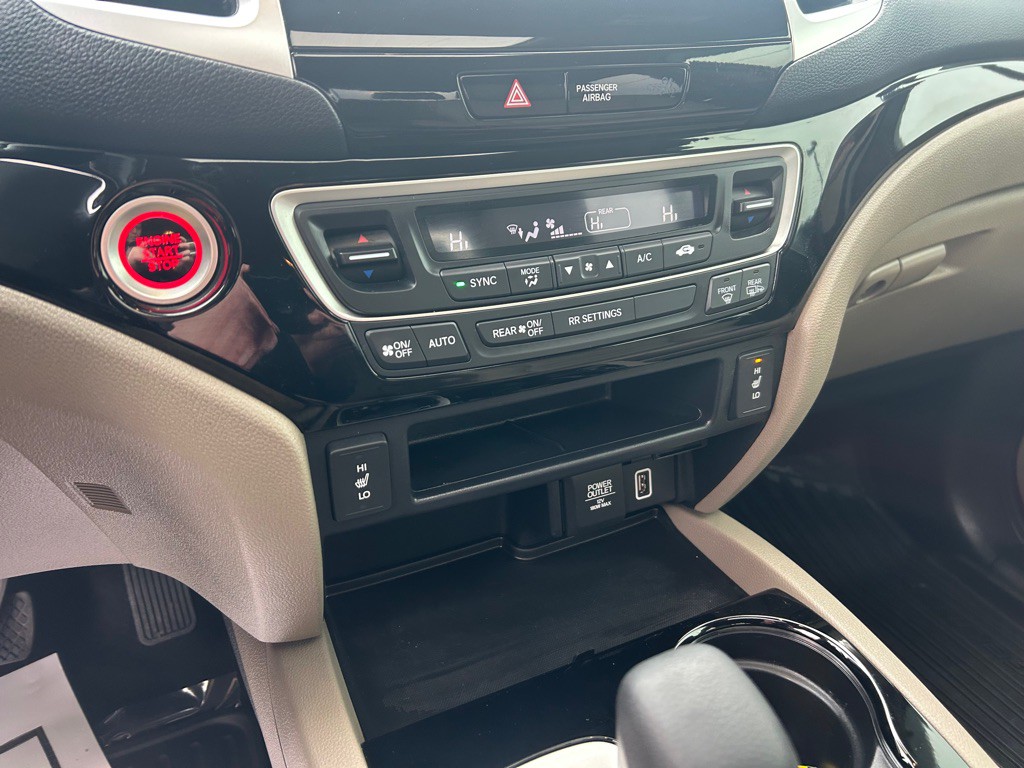 2019 Honda Ridgeline Image 24