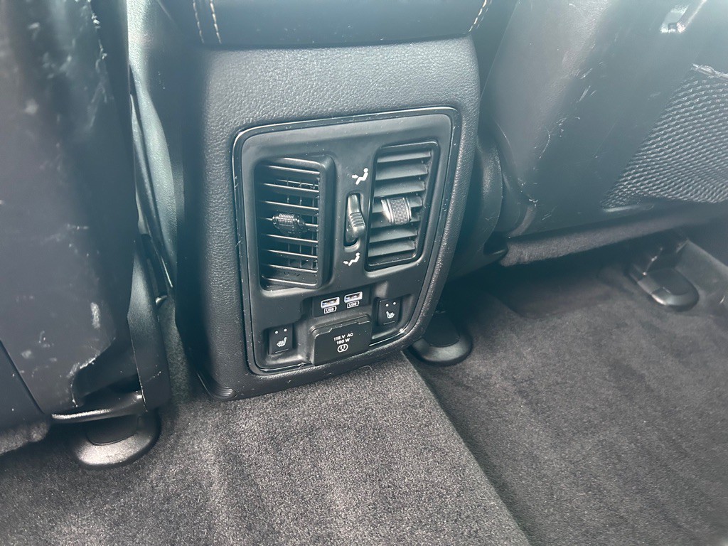 2014 Jeep Grand Cherokee Image 12