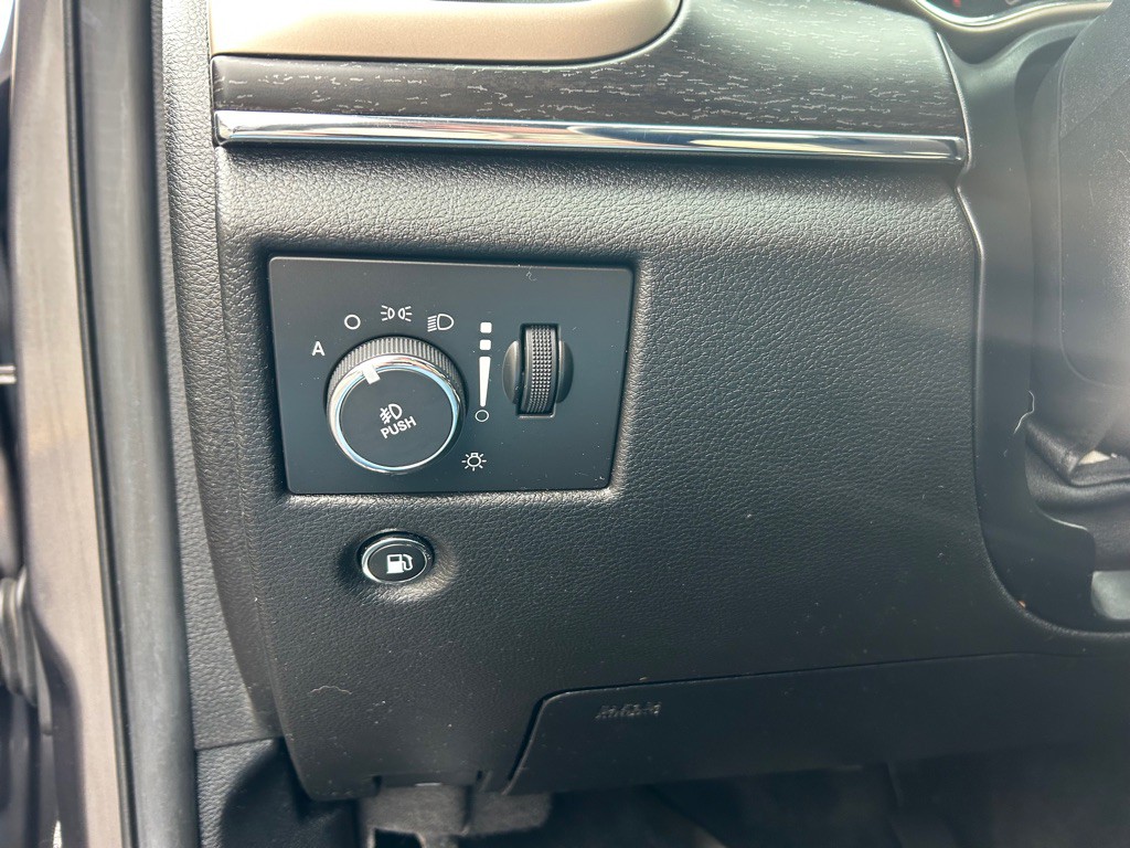 2014 Jeep Grand Cherokee Image 22