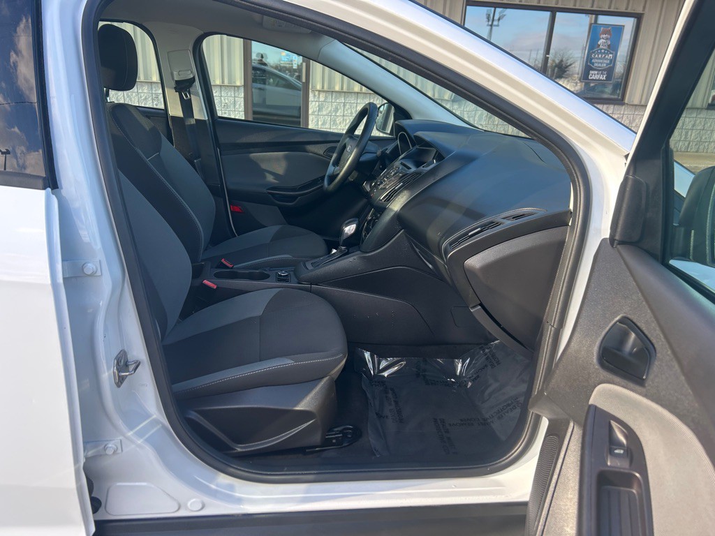 2013 Ford Focus Image 7