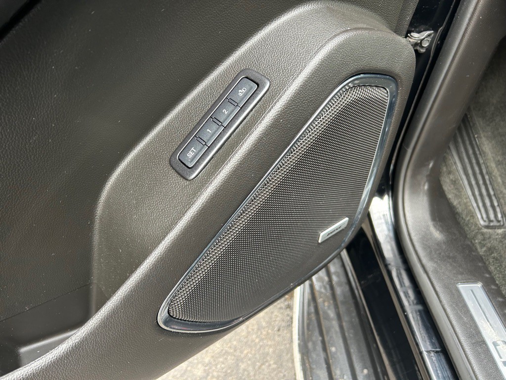 2018 Chevrolet Suburban Image 22