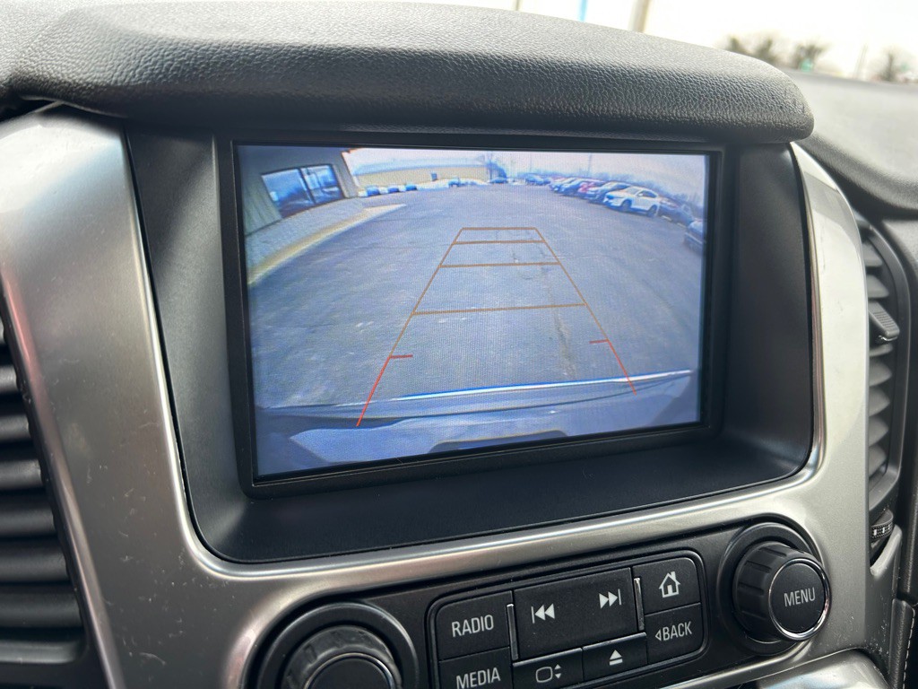 2018 Chevrolet Suburban Image 32