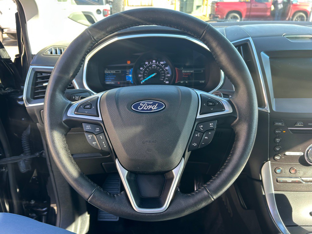 2018 Ford Edge Image 19