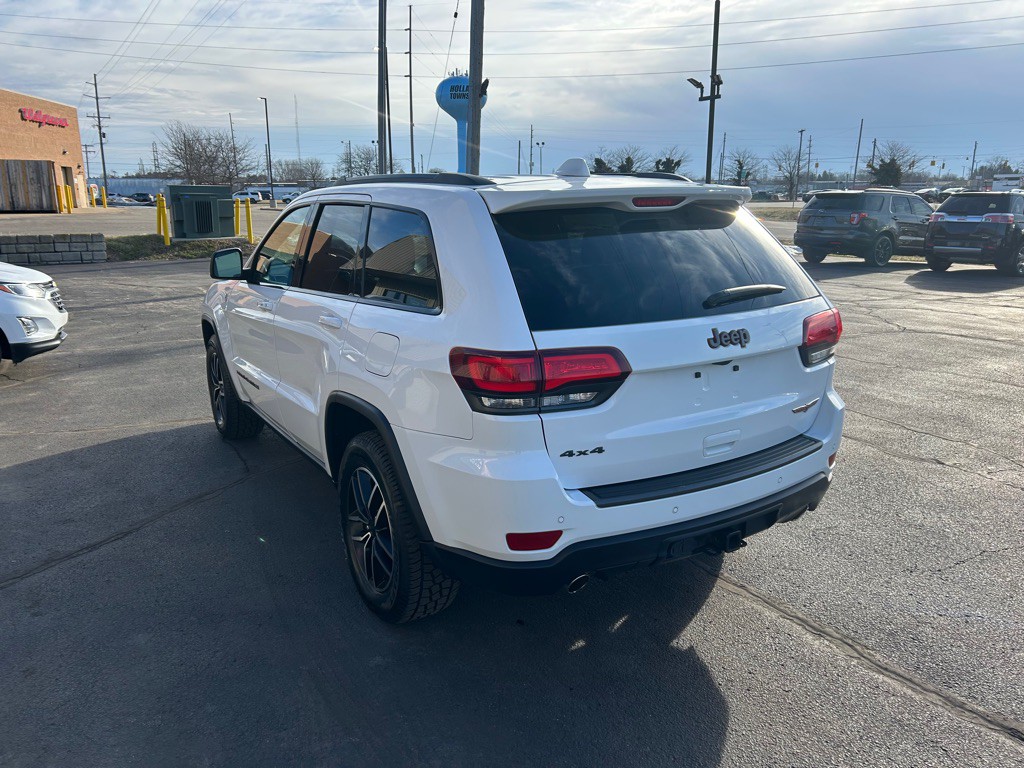 2020 Jeep Grand Cherokee Image 5