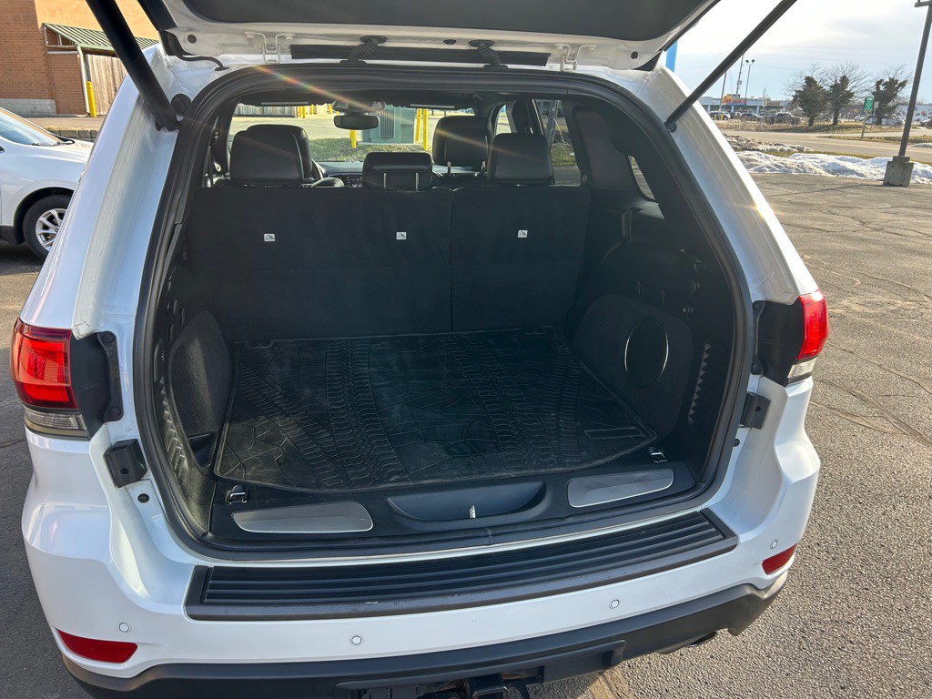 2020 Jeep Grand Cherokee Image 11