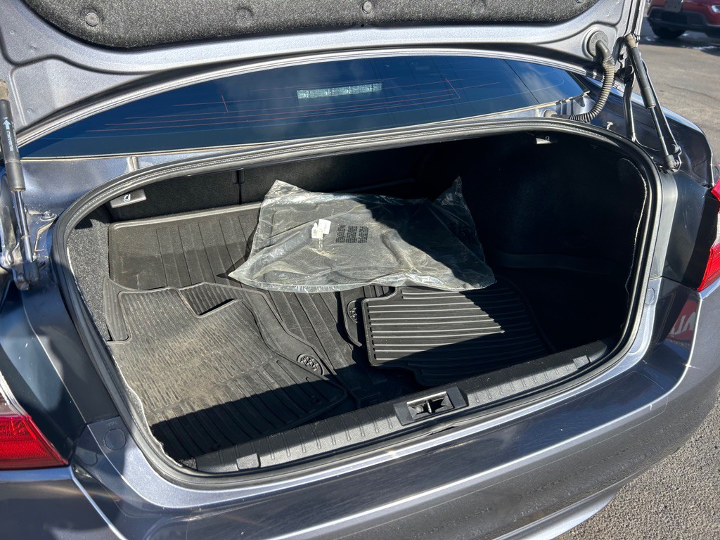 2016 Subaru Legacy Image 9