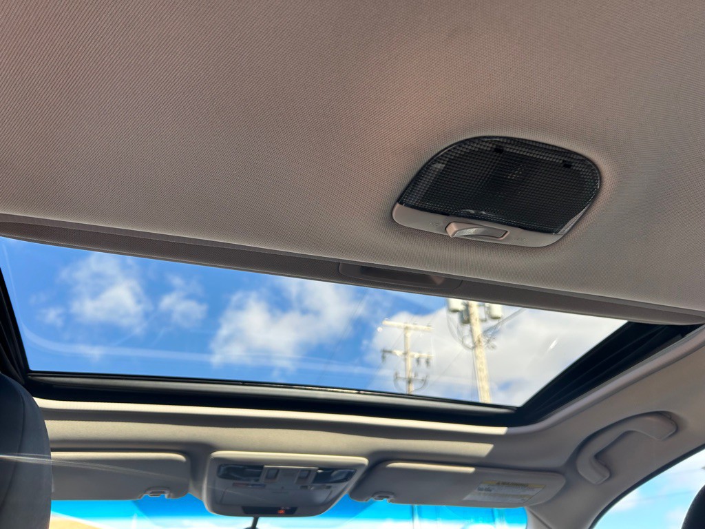 2016 Subaru Legacy Image 11