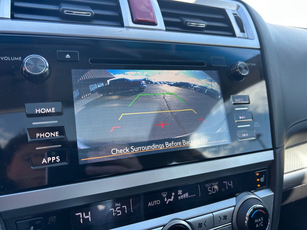 2016 Subaru Legacy Image 23