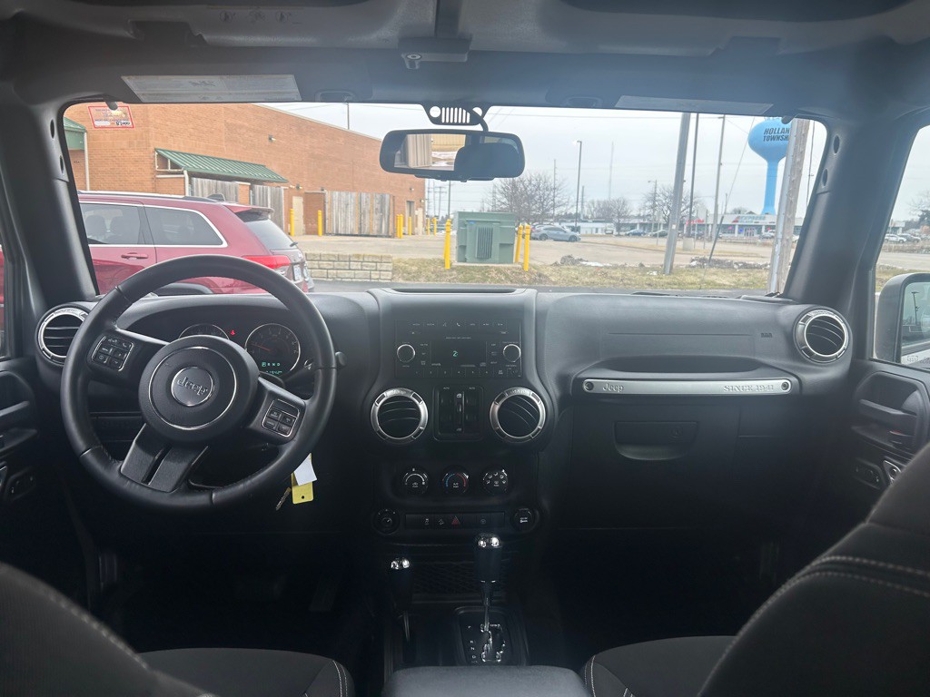 2017 Jeep Wrangler Unlimited Image 12