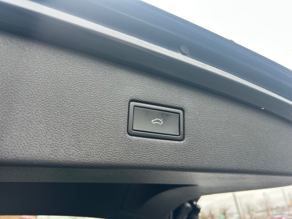 2022 Volkswagen Tiguan Image 10