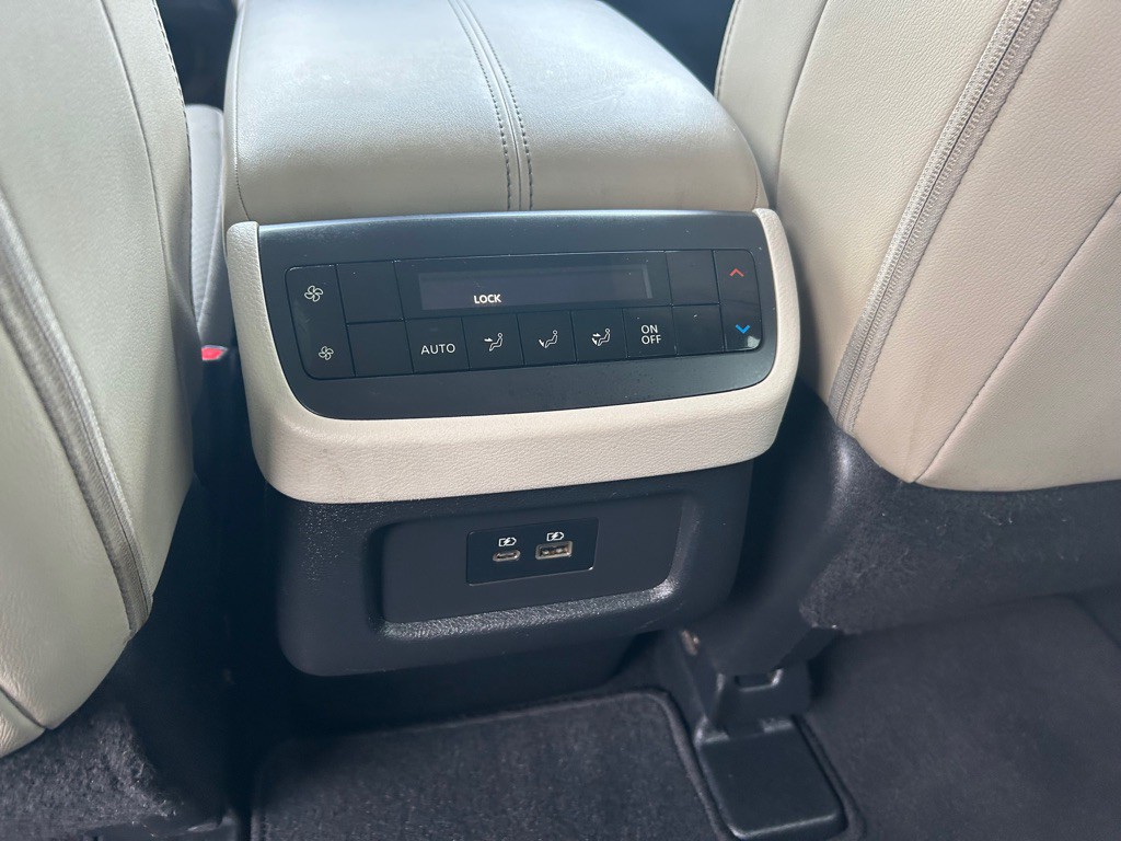 2023 Nissan Pathfinder Image 16