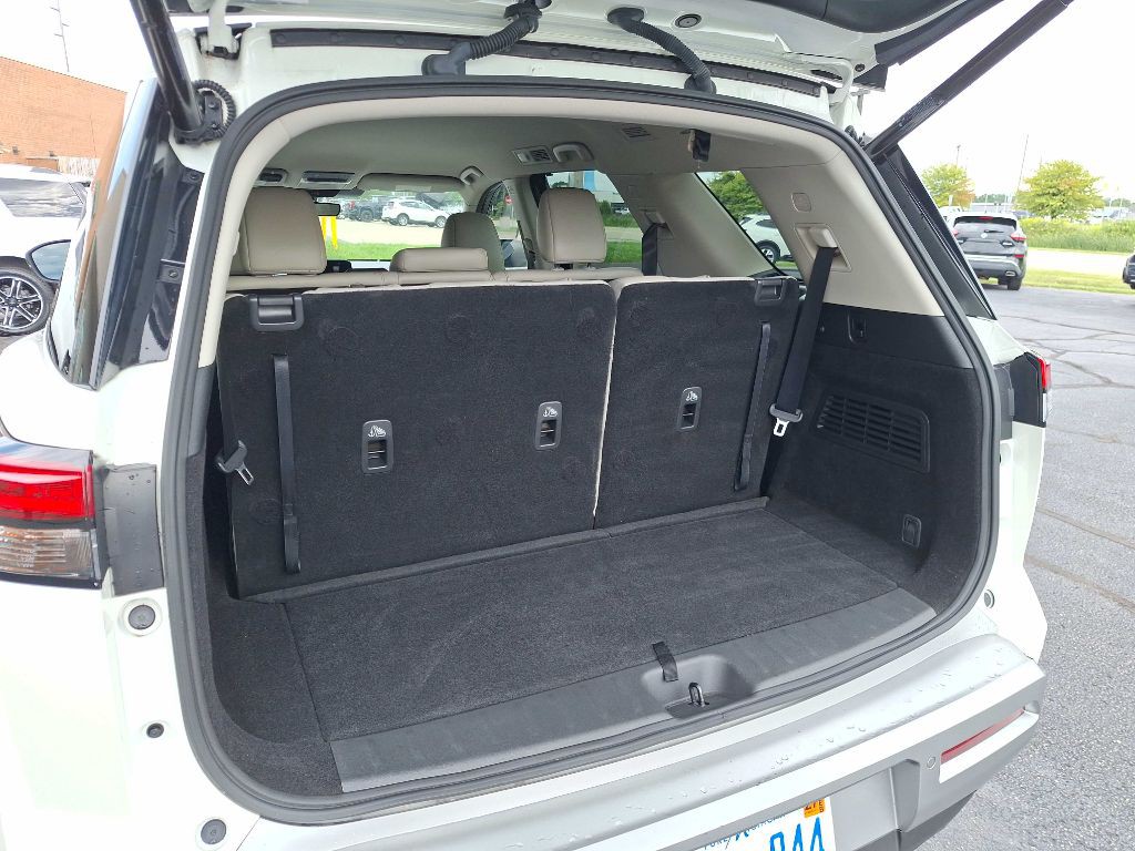 2023 Nissan Pathfinder Image 4