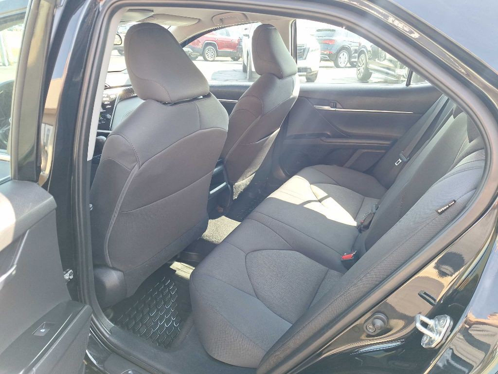 2020 Toyota Camry Image 8