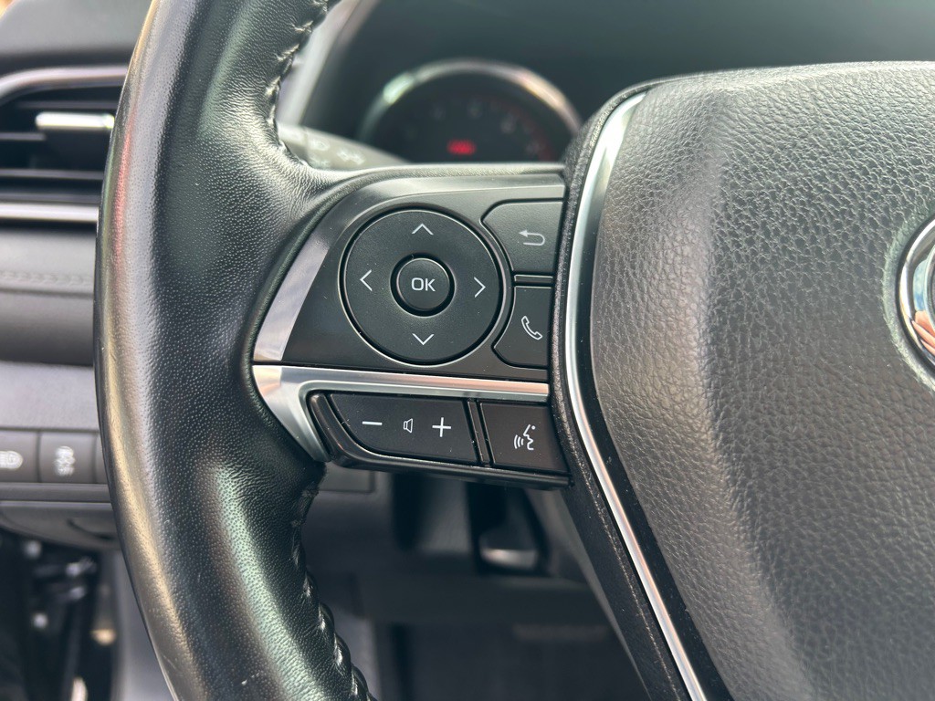 2019 Toyota Camry Image 20