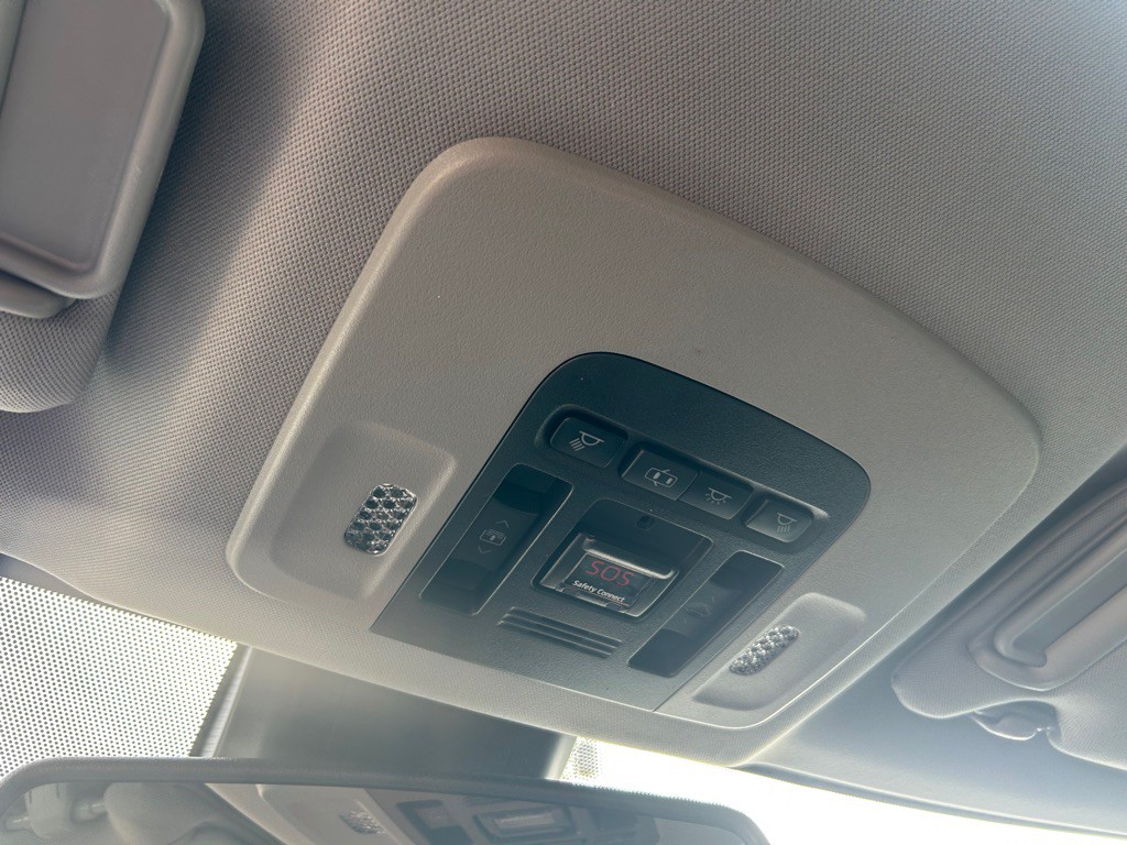 2019 Toyota Camry Image 27