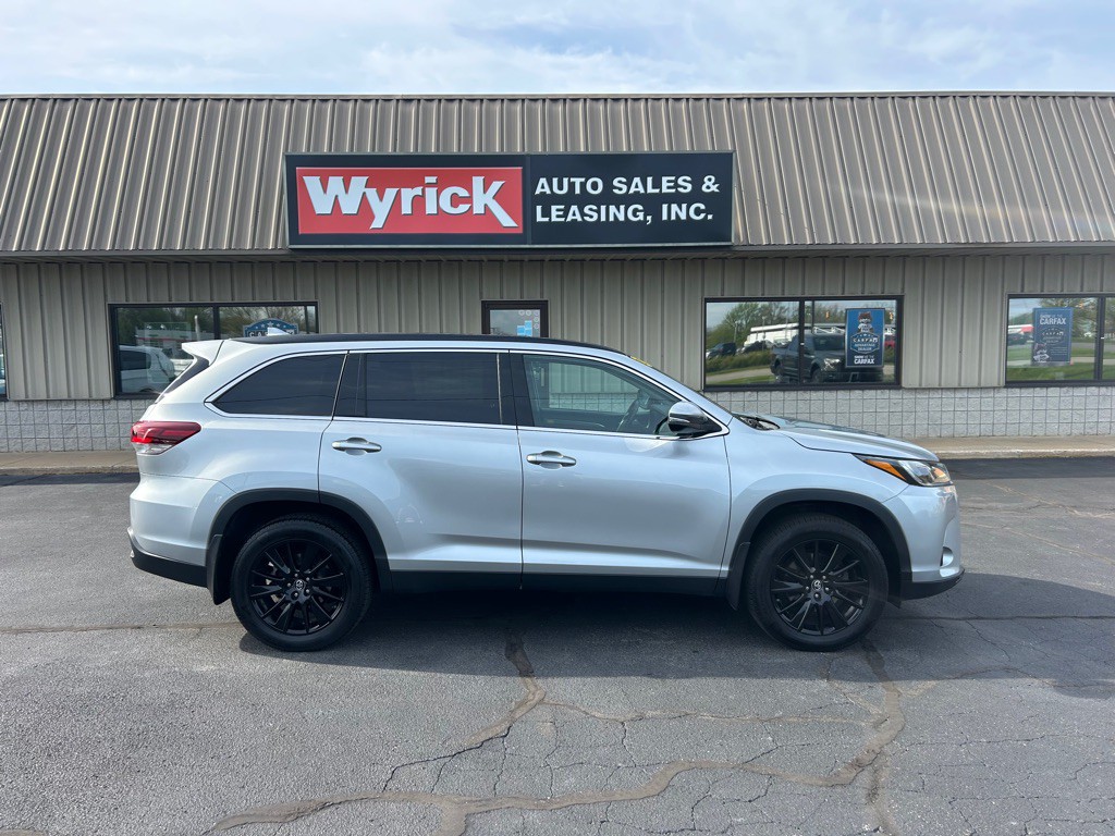 2019 Toyota Highlander Image 1