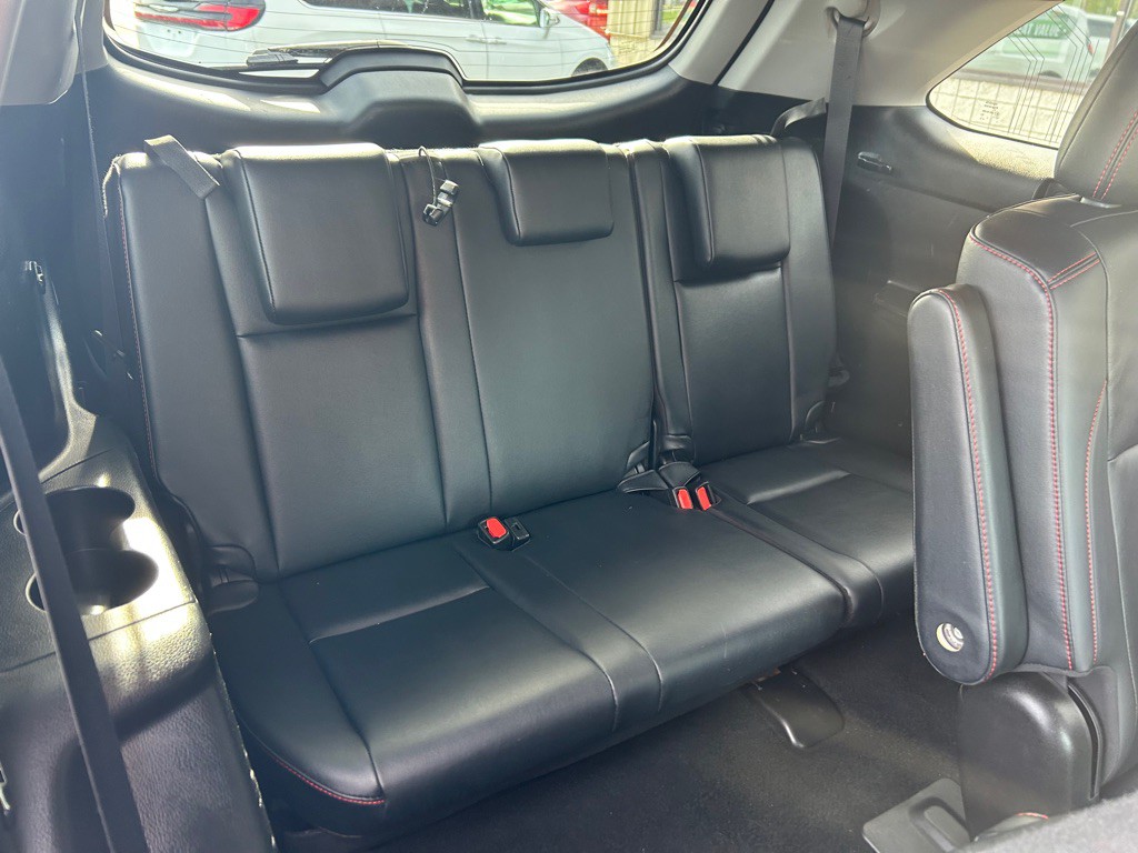 2019 Toyota Highlander Image 11