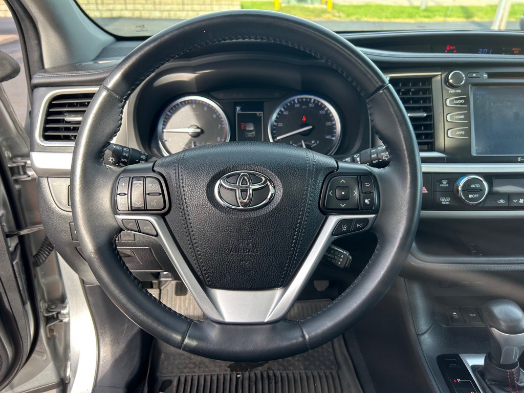 2019 Toyota Highlander Image 21
