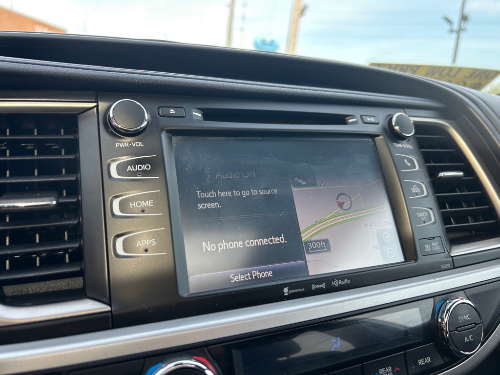 2019 Toyota Highlander Image 26