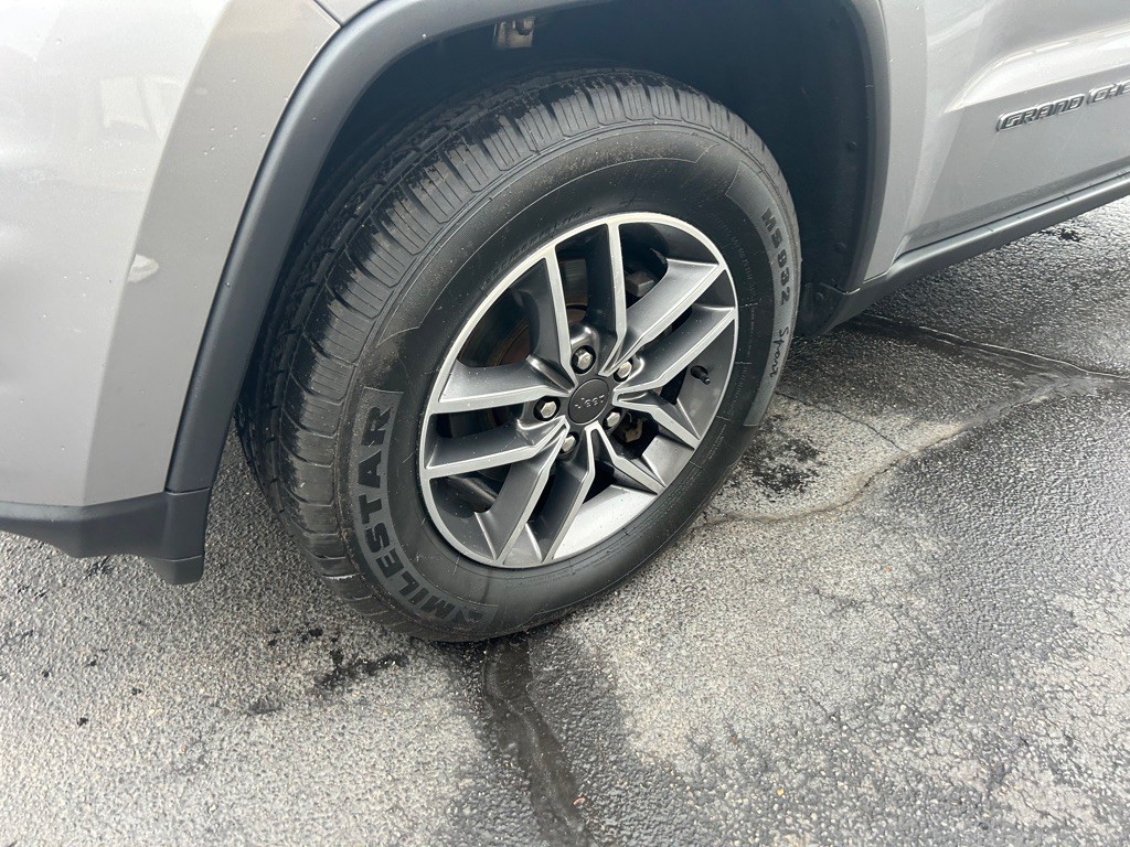 2020 Jeep Grand Cherokee Image 4