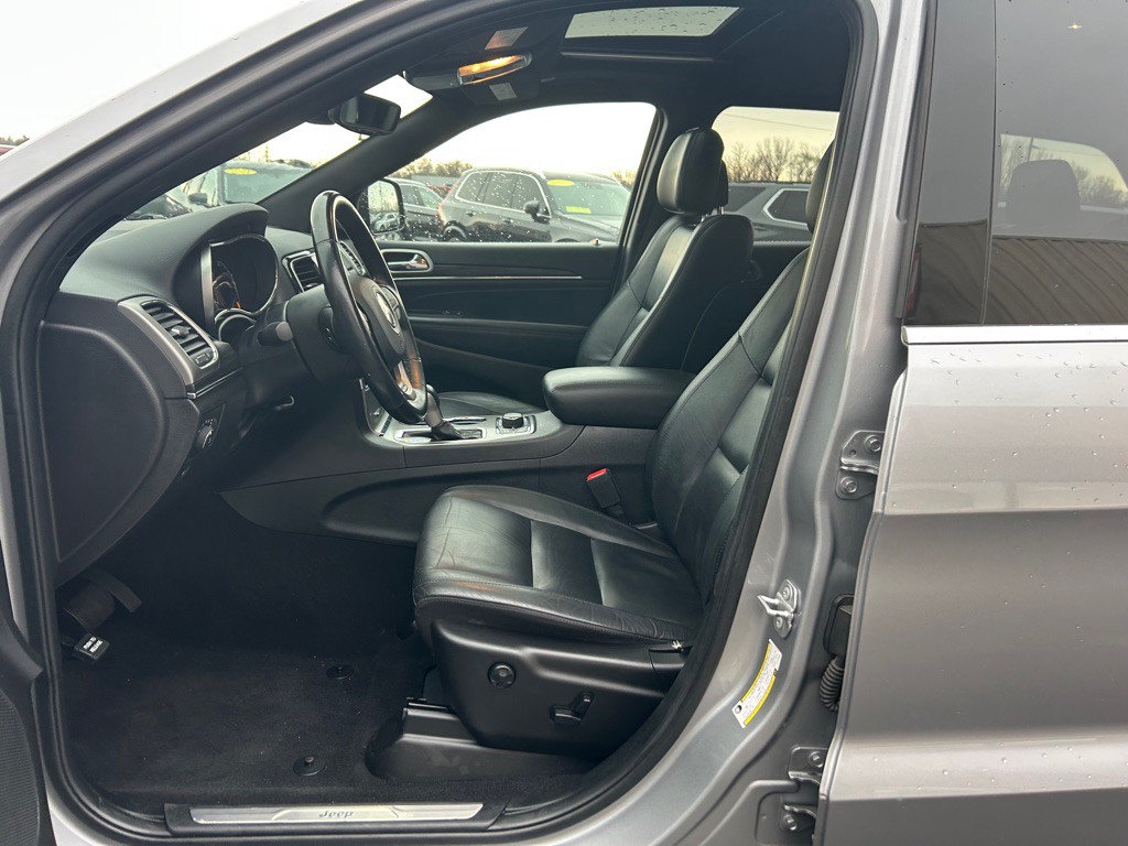 2020 Jeep Grand Cherokee Image 16