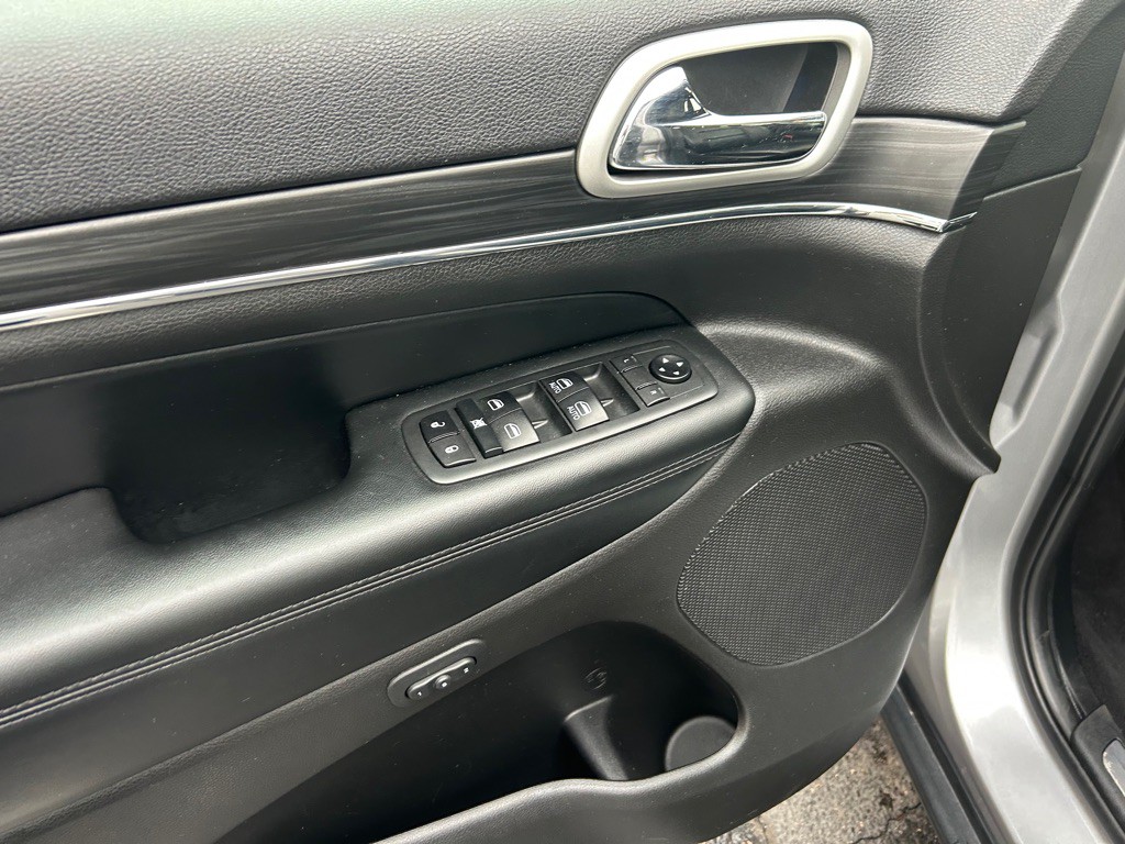 2020 Jeep Grand Cherokee Image 18