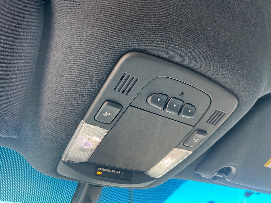 2006 Cadillac DTS Image 26