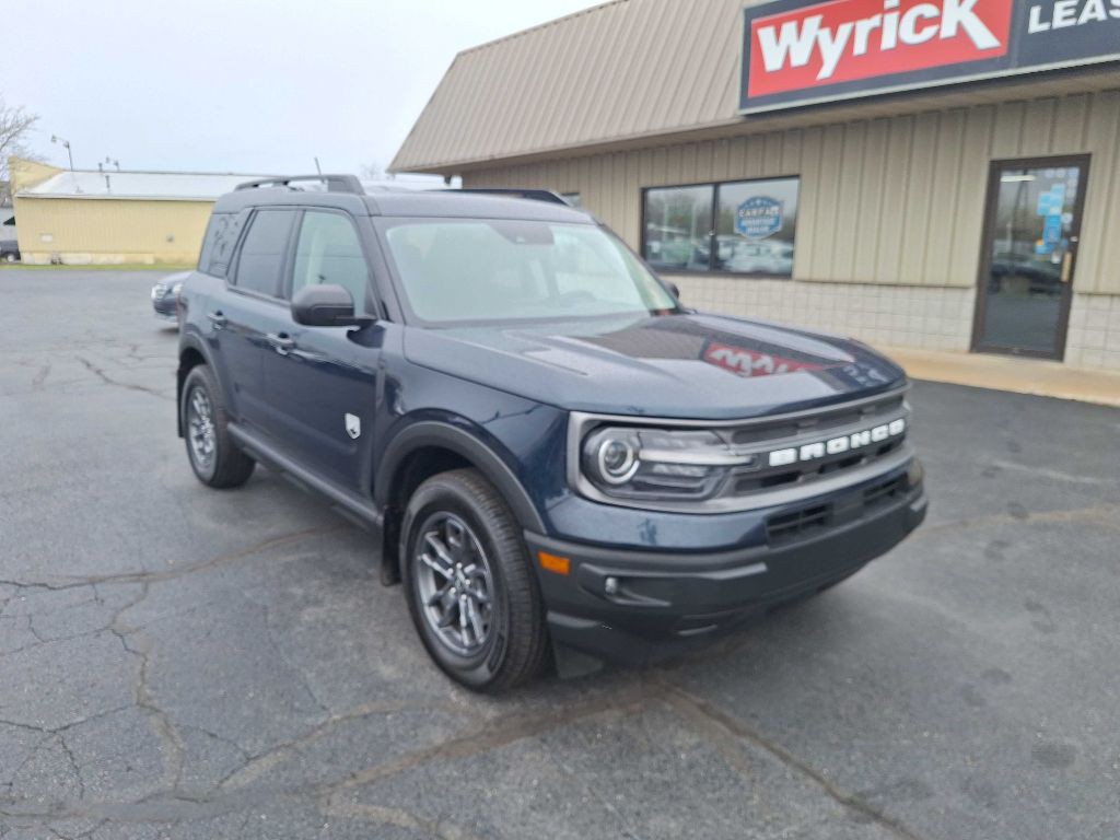 2021 Ford Bronco Image 2