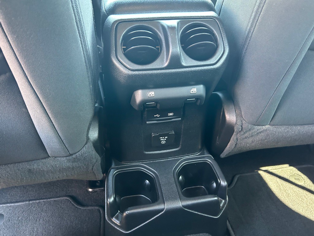 2020 Jeep Gladiator Image 12