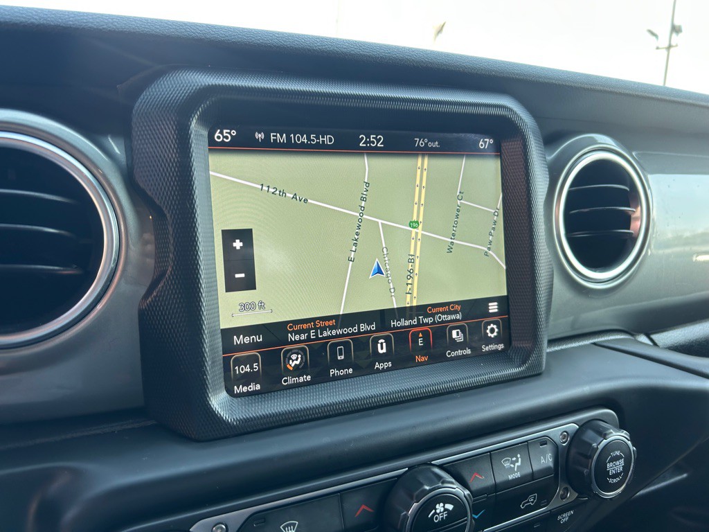 2020 Jeep Gladiator Image 21